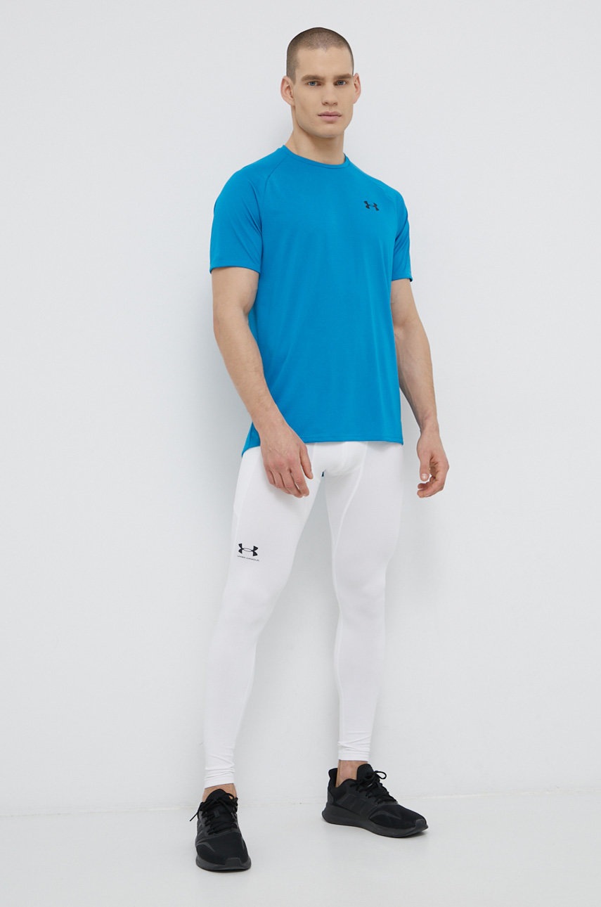 

Футболка Under Armour 1345317 чоловіча гладкий