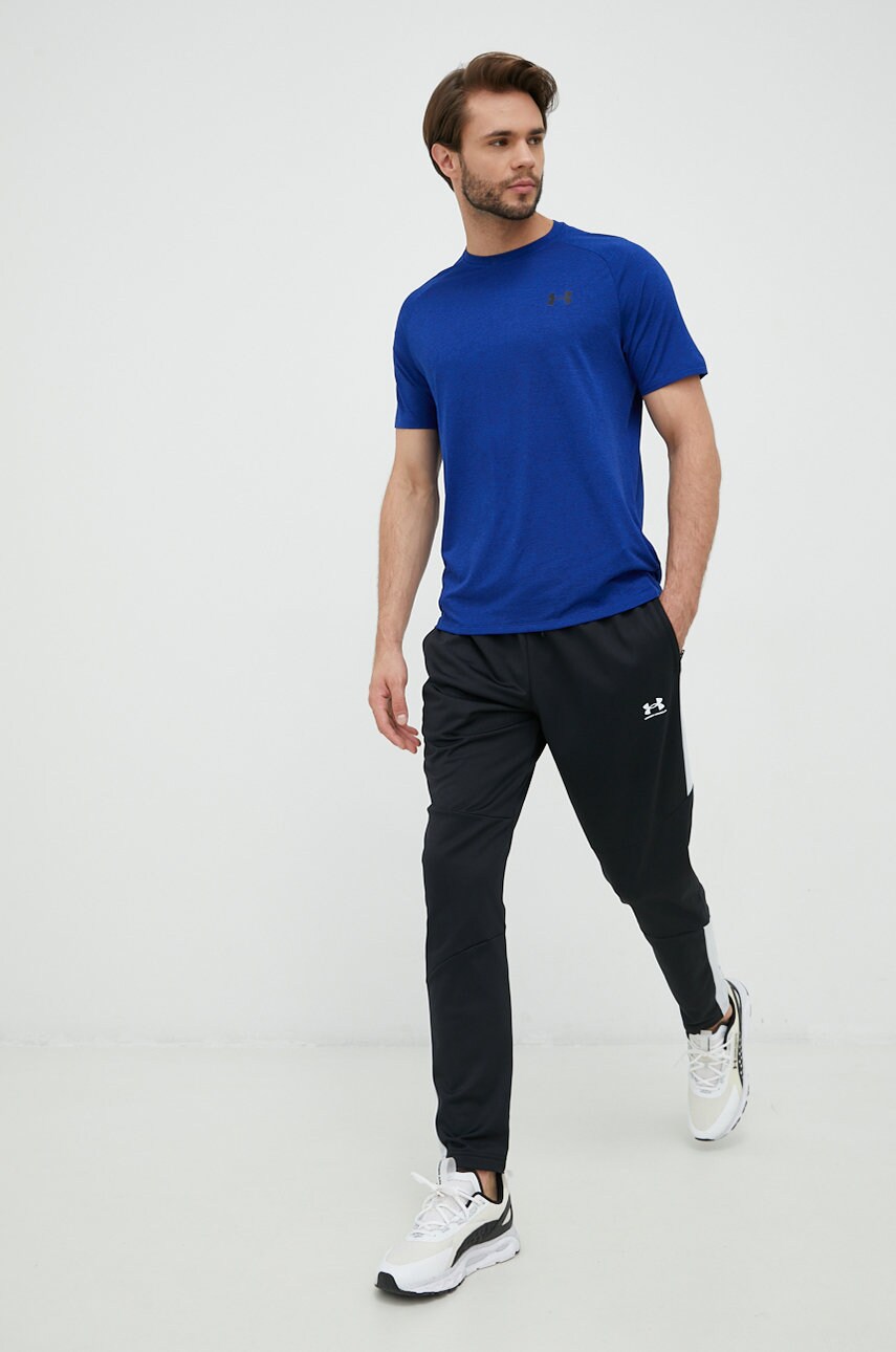 

Футболка Under Armour мужской цвет синий однотонный