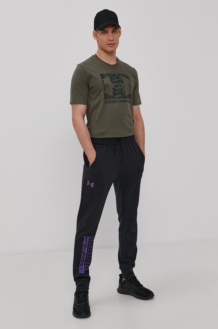 

Under Armour - Футболка