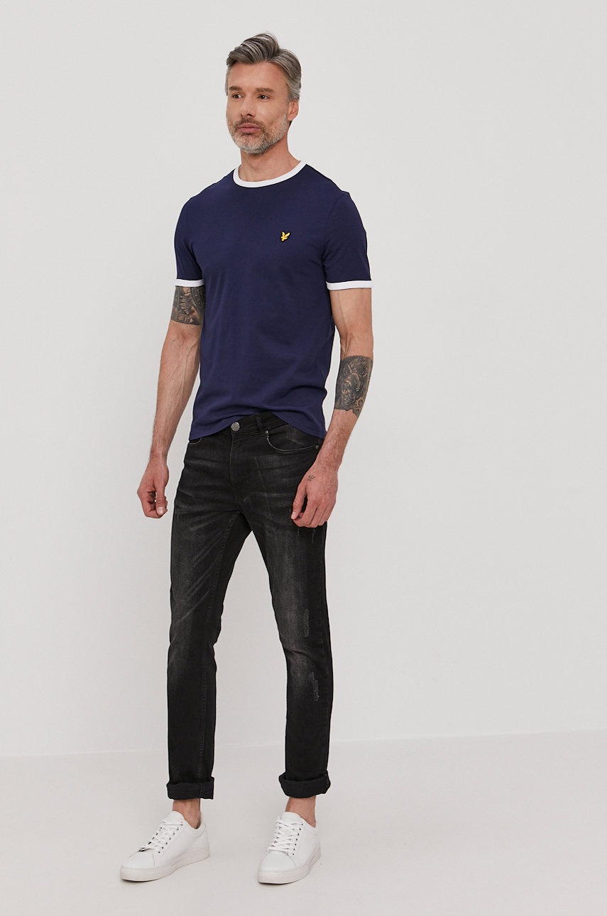 

Футболка Lyle & Scott чоловіча колір синій гладкий