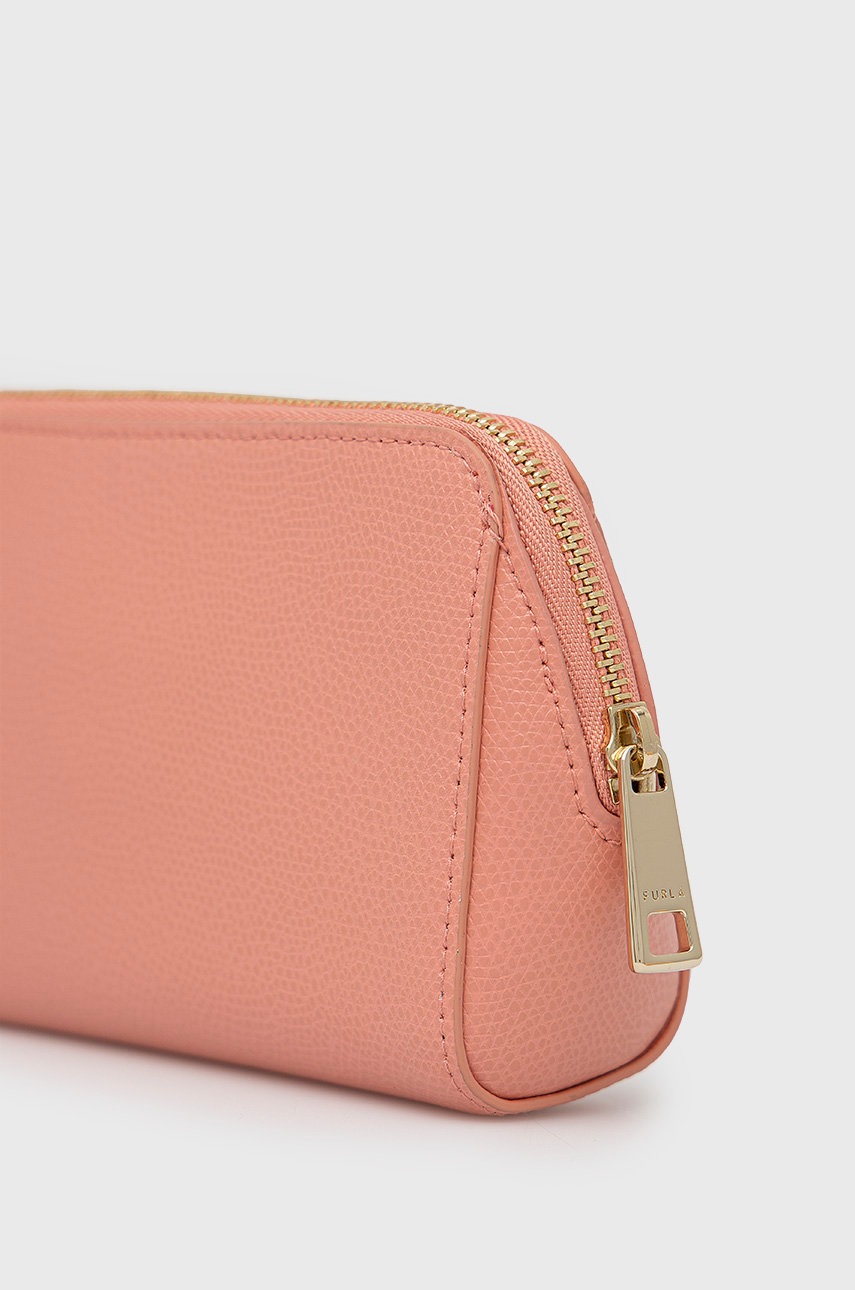 

Шкіряна косметичка Furla колір рожевий