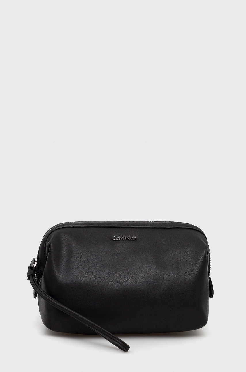 

Козметична чанта Calvin Klein в черно, Черен