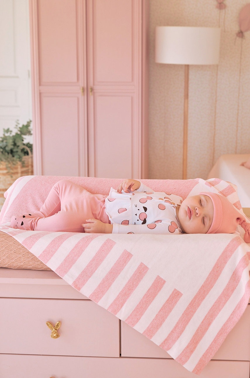 

Ковдра для немовлят Mayoral Newborn колір рожевий