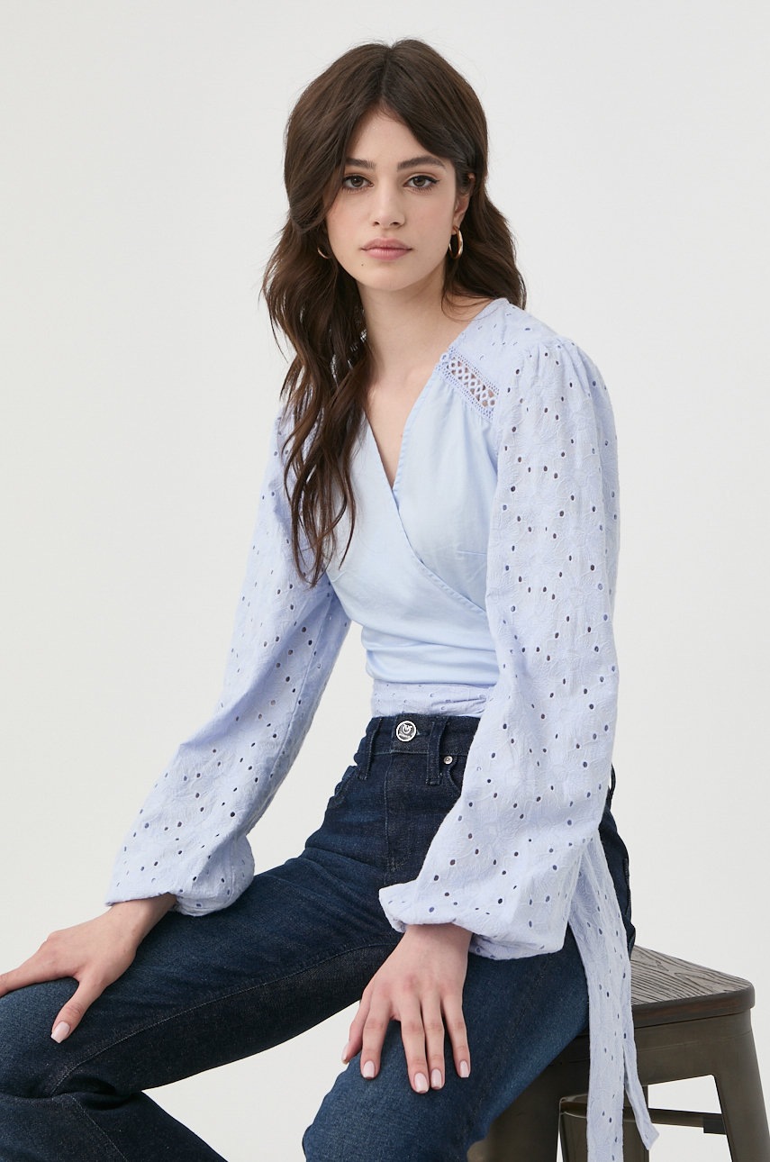 

Памучна блуза Guess дамска с апликация, Син