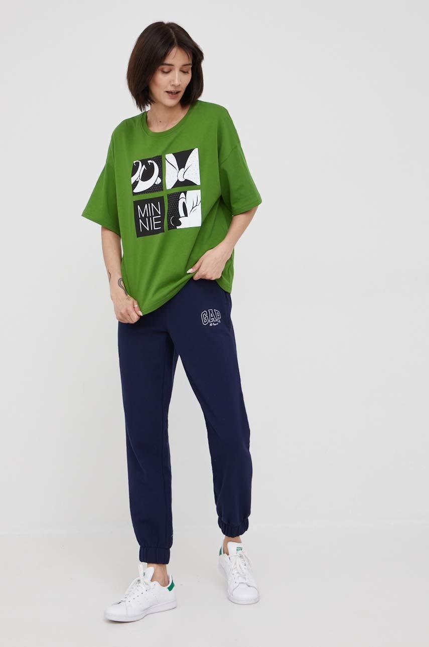 

Хлопковая футболка United Colors of Benetton цвет зелёный