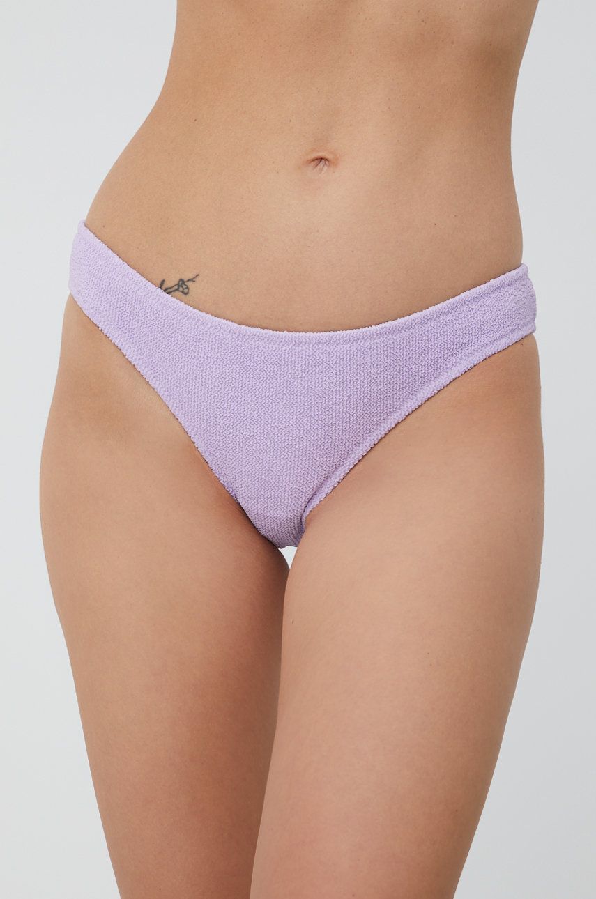 Levně Plavkové kalhotky Pieces Vivian fialová barva
