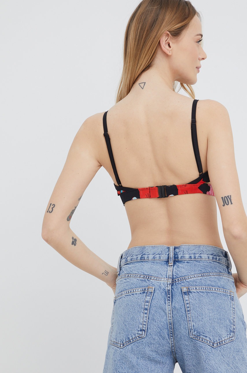 

Купальный бюстгальтер Desigual цвет чёрный слегка упрочнённая чашечка