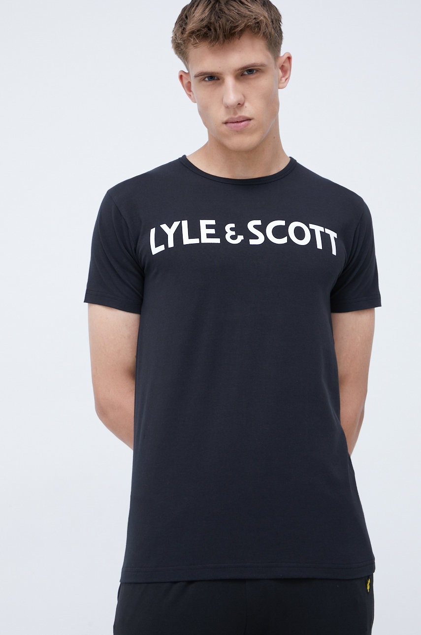 

Піжама Lyle & Scott Eric чоловіча колір чорний з принтом