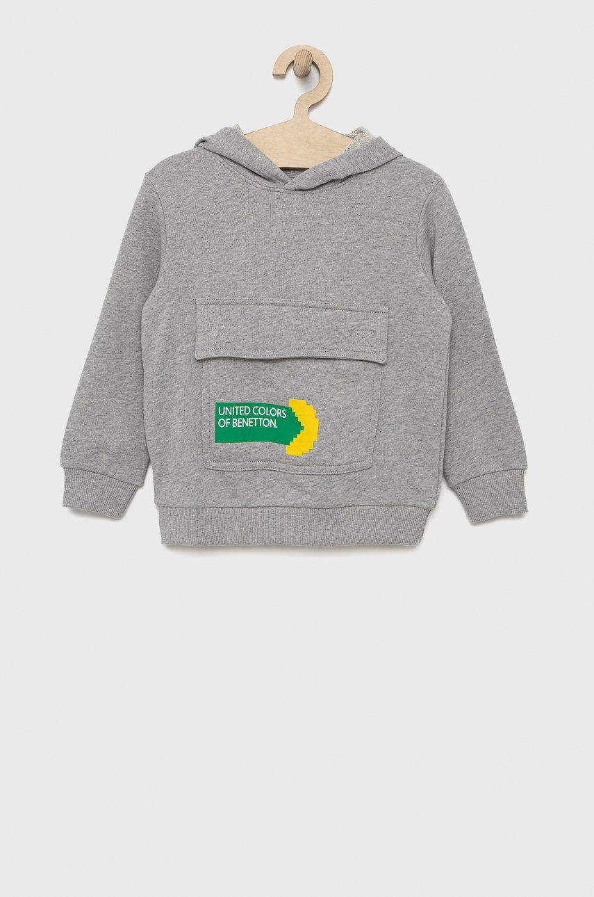 

Детски памучен суичър United Colors of Benetton в сиво с принт, Сив
