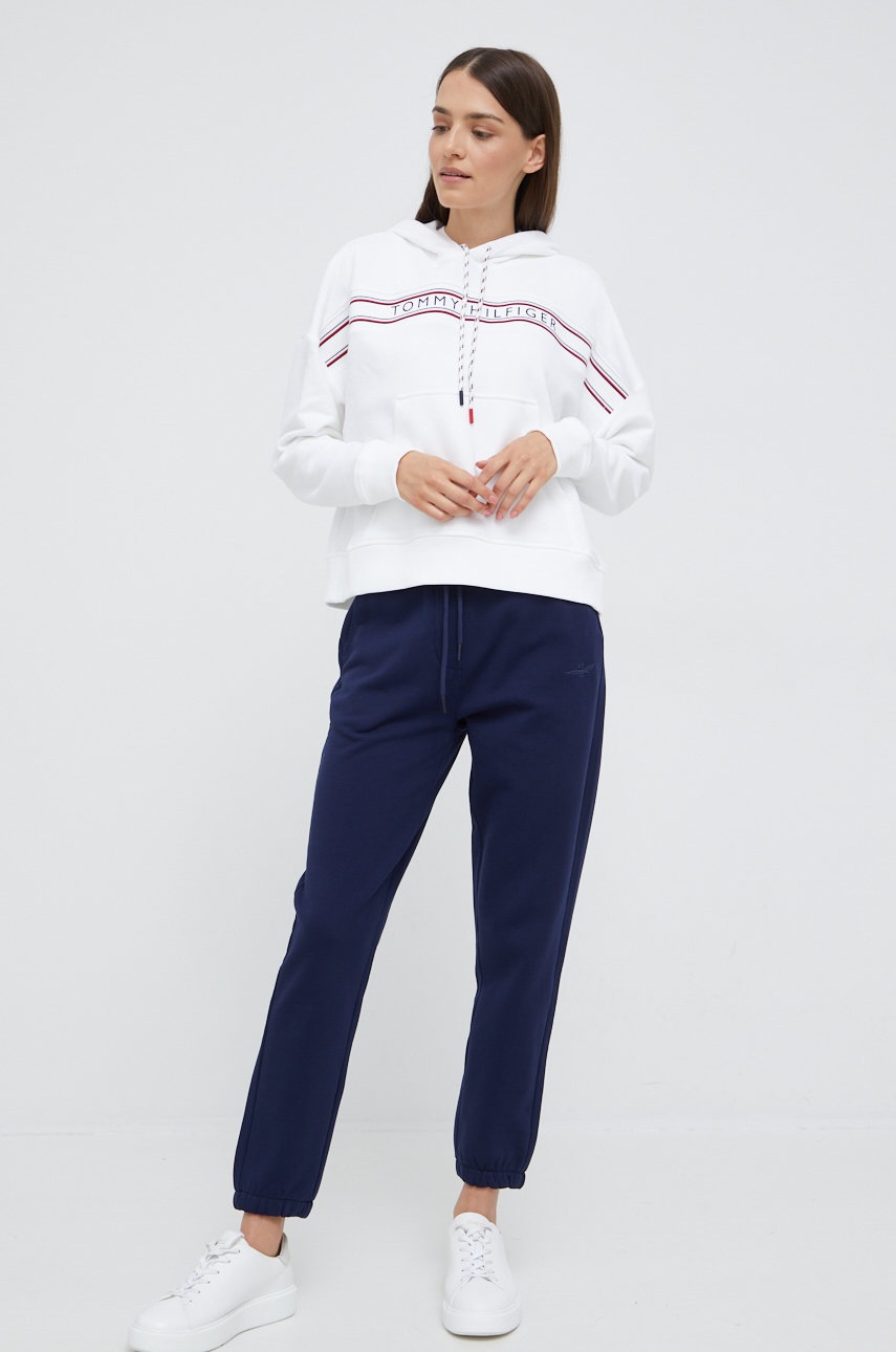 

Кофта Tommy Hilfiger женская цвет белый с аппликацией