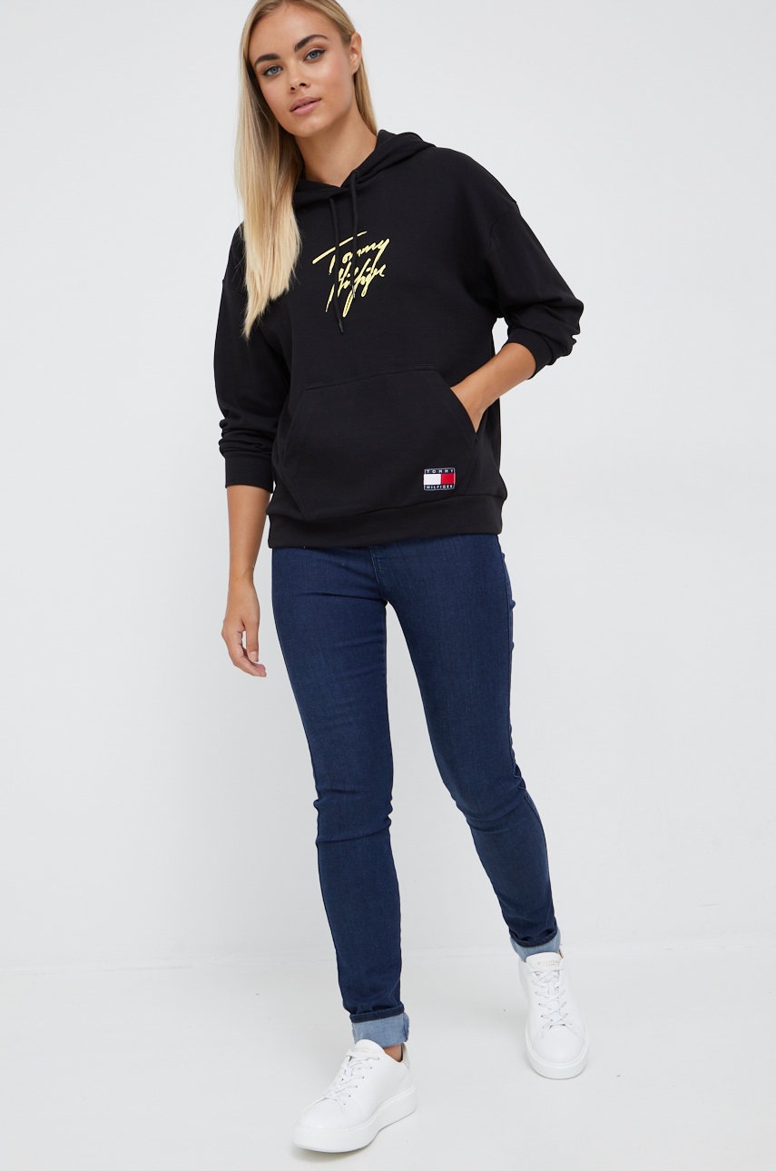

Кофта Tommy Hilfiger женская цвет чёрный с принтом
