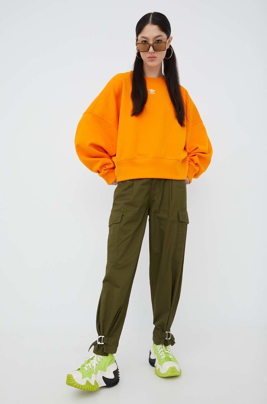 

Кофта adidas Originals Adicolor женская цвет оранжевый однотонная
