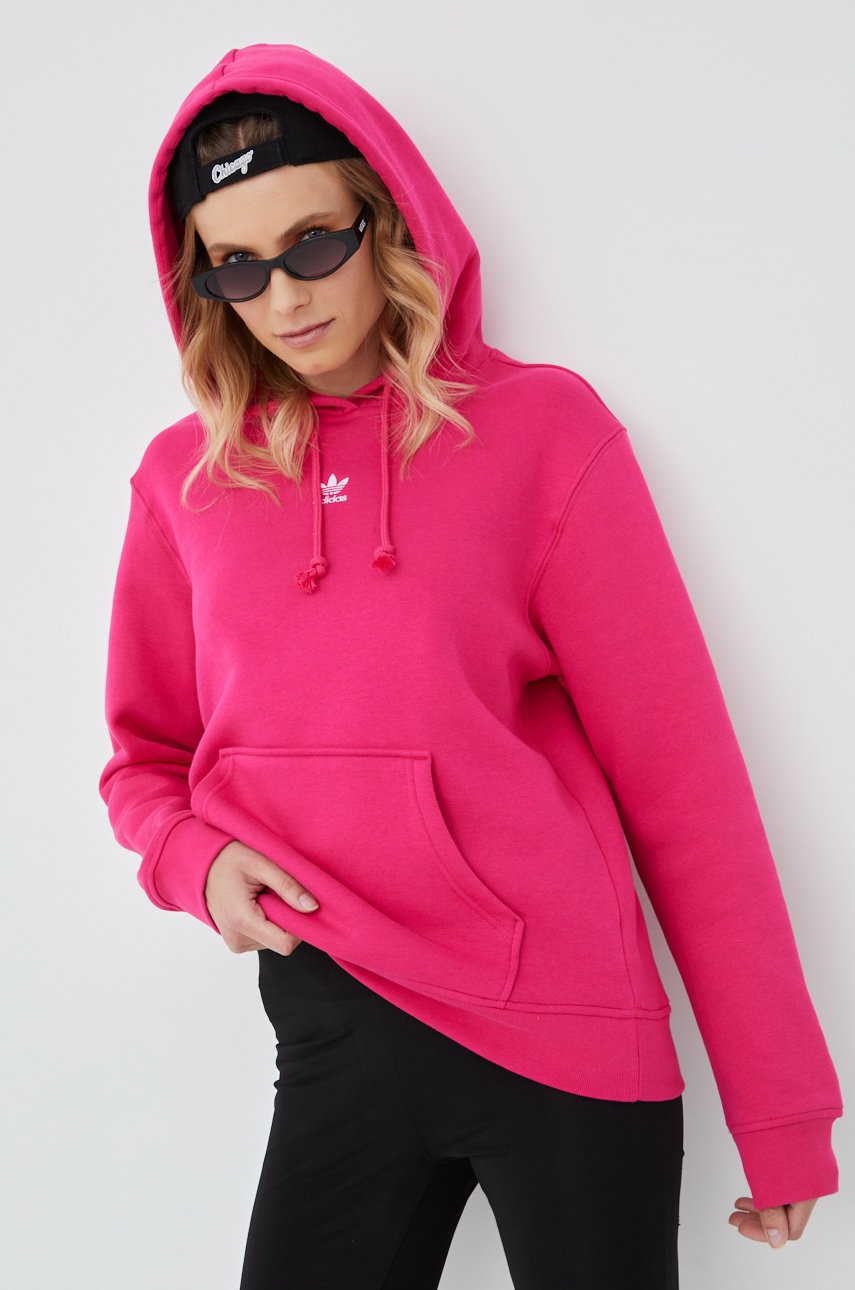 

Кофта adidas Originals Adicolor женская цвет розовый с аппликацией
