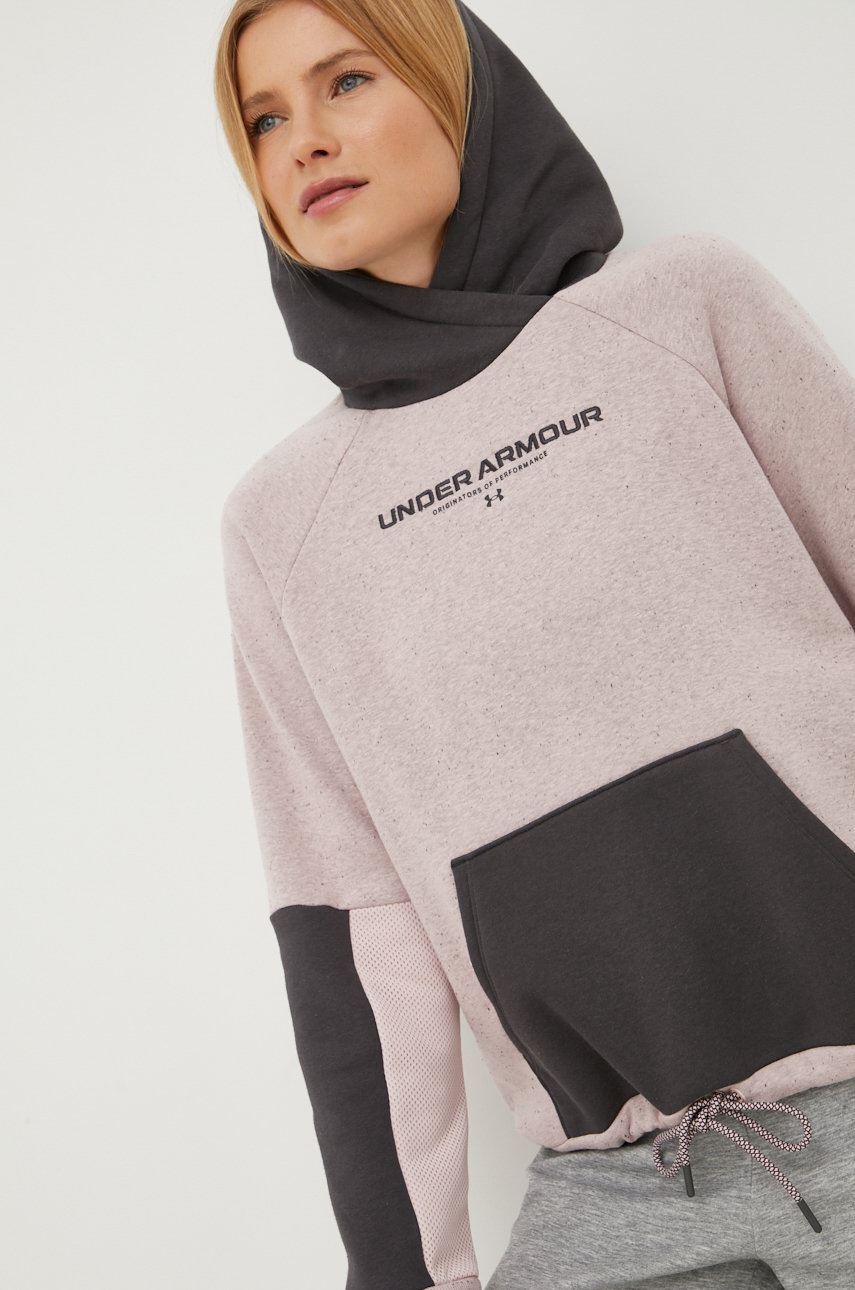 

Суичър Under Armour 1369851 в розово с апликация, Розов