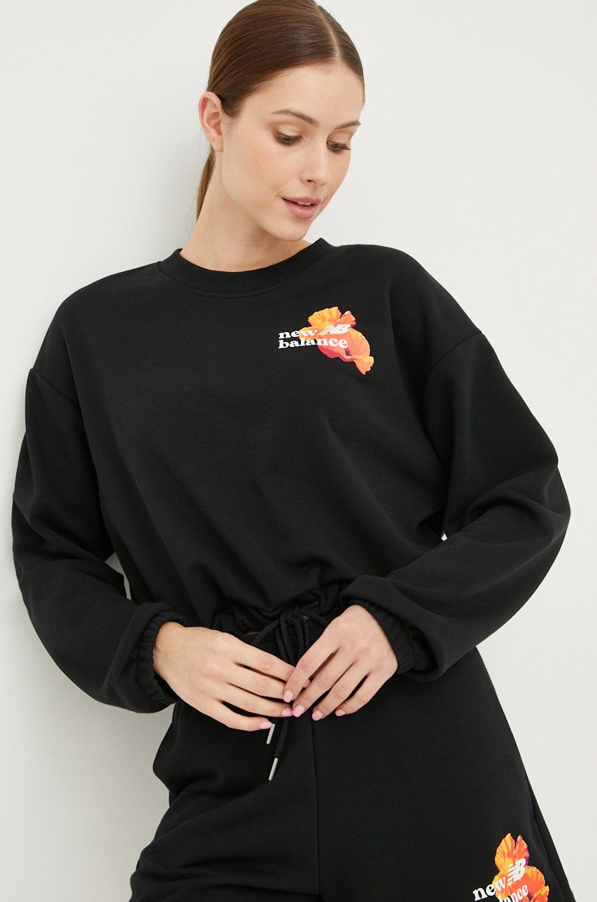 New Balance bluză femei, culoarea negru, cu imprimeu WT21559BK-BK answear.ro