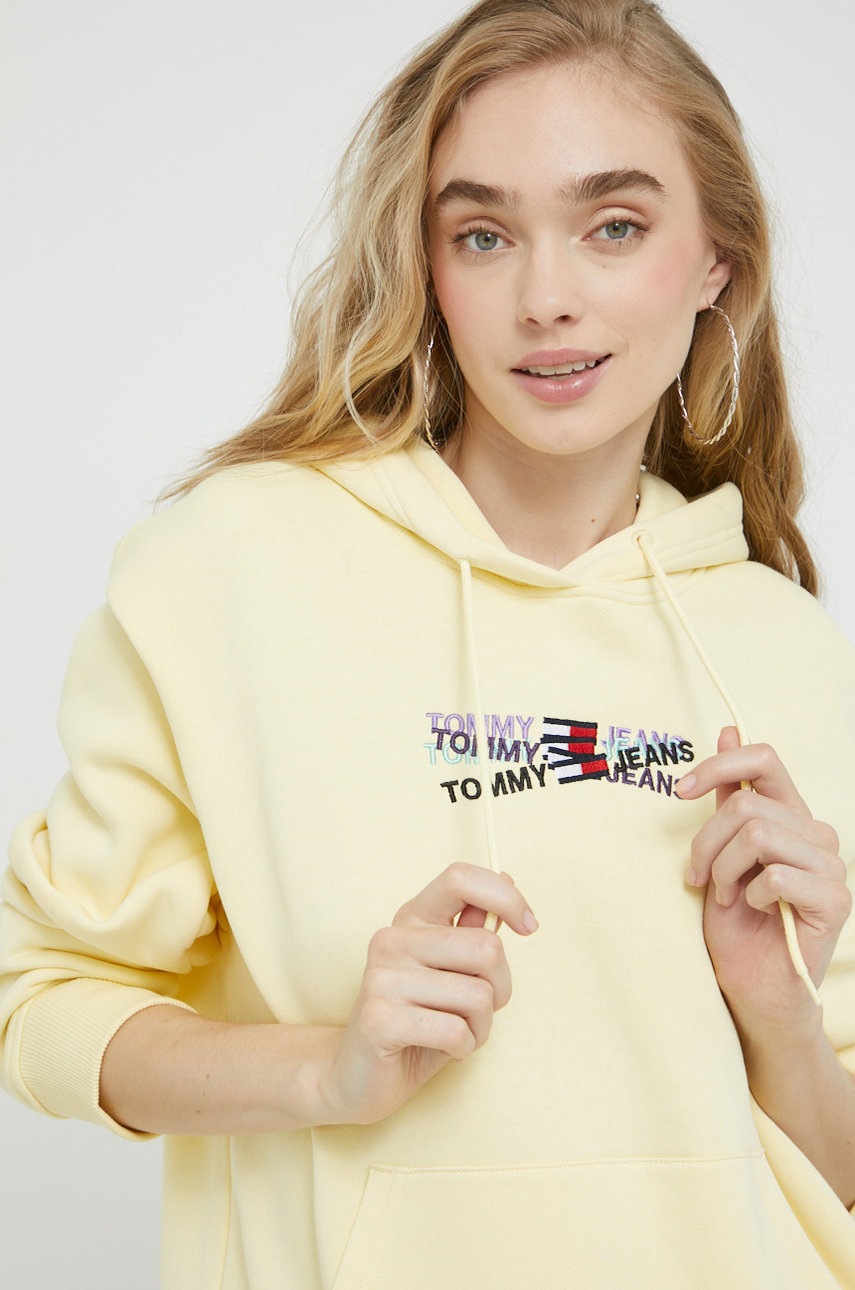 

Суичър Tommy Jeans в жълто с апликация, Жълт