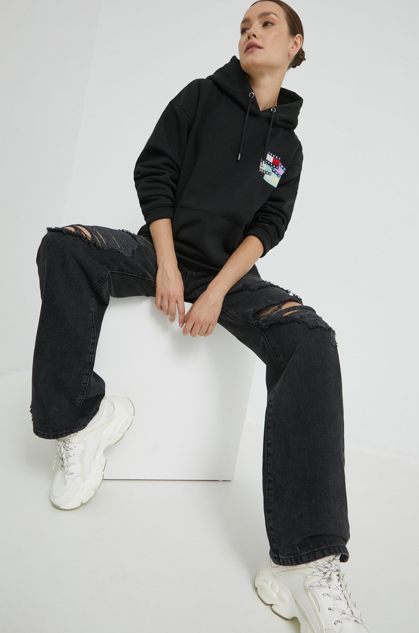 

Кофта Tommy Jeans женская цвет чёрный с аппликацией