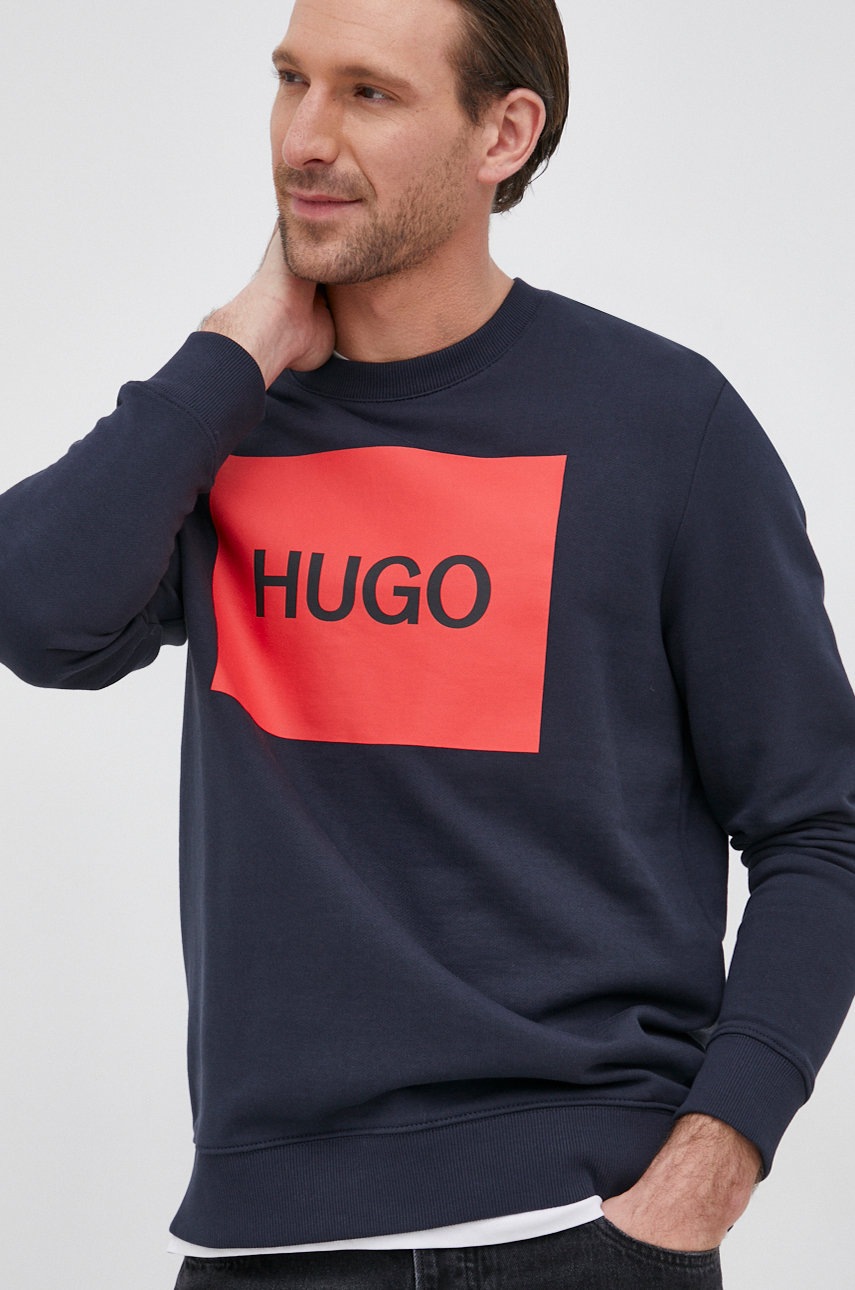 

Памучен суичър Hugo мъжки в тъмносиньо с принт, Тъмносин