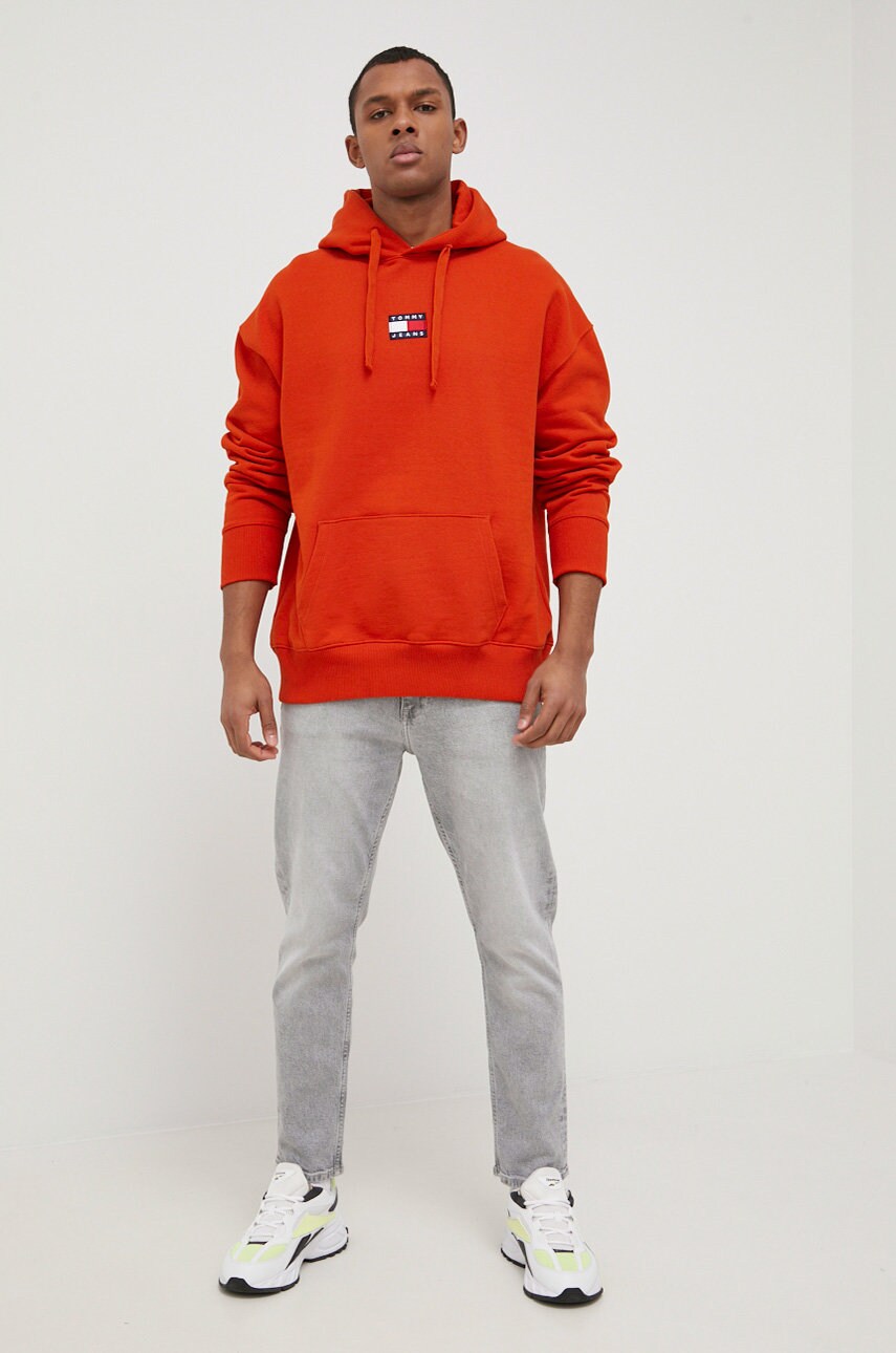 

Хлопковая кофта Tommy Jeans мужская цвет оранжевый с аппликацией