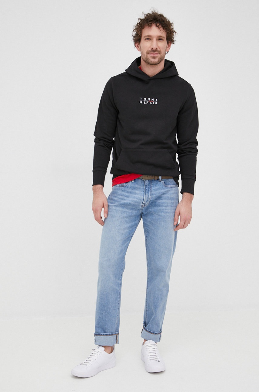 

Хлопковая кофта Tommy Hilfiger мужская цвет чёрный с принтом