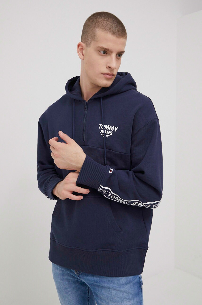 

Памучен суичър Tommy Jeans мъжка в тъмносиньо с принт, Тъмносин