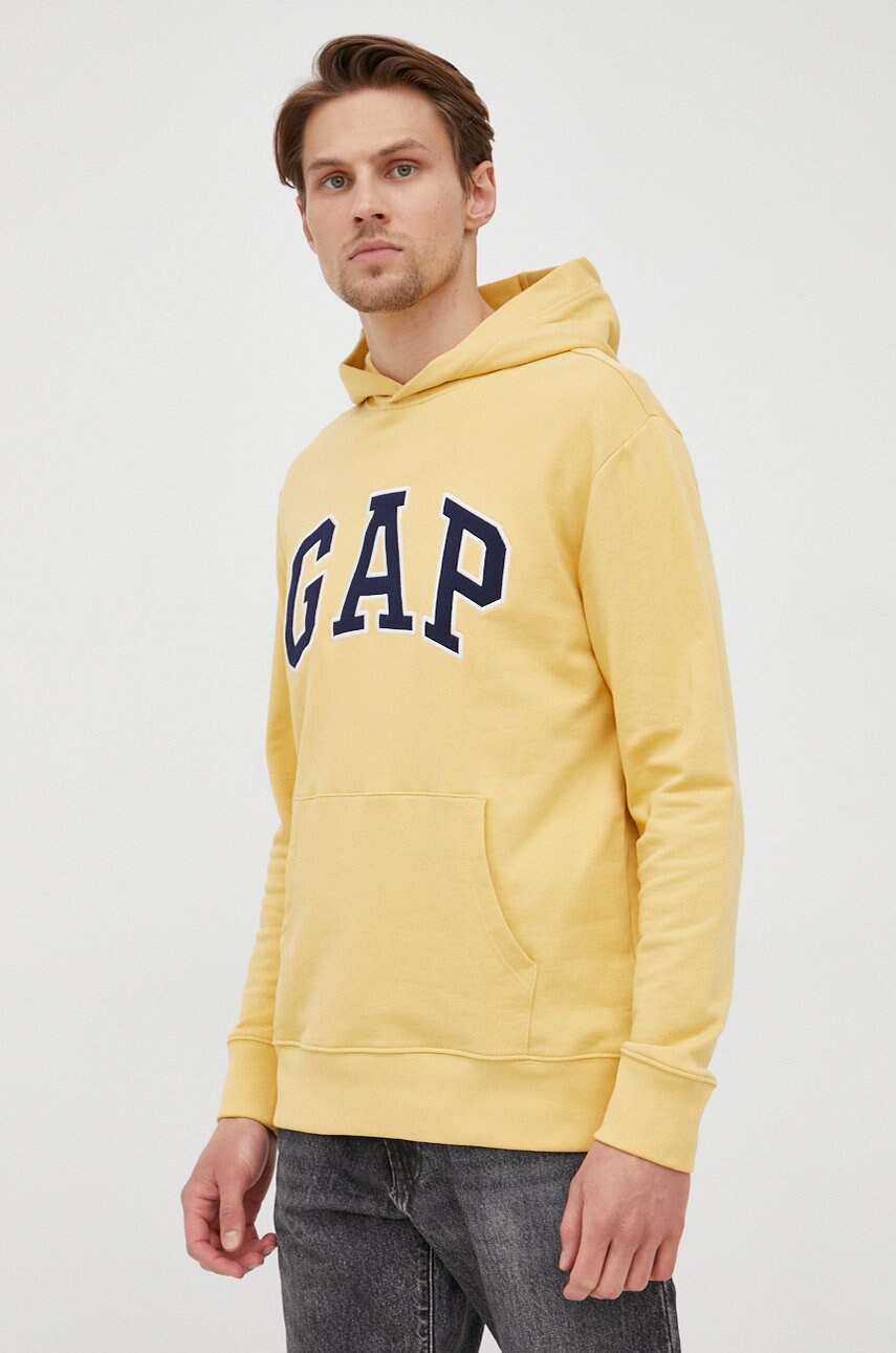 

Памучен суичър GAP мъжка в жълто с апликация, Жълт