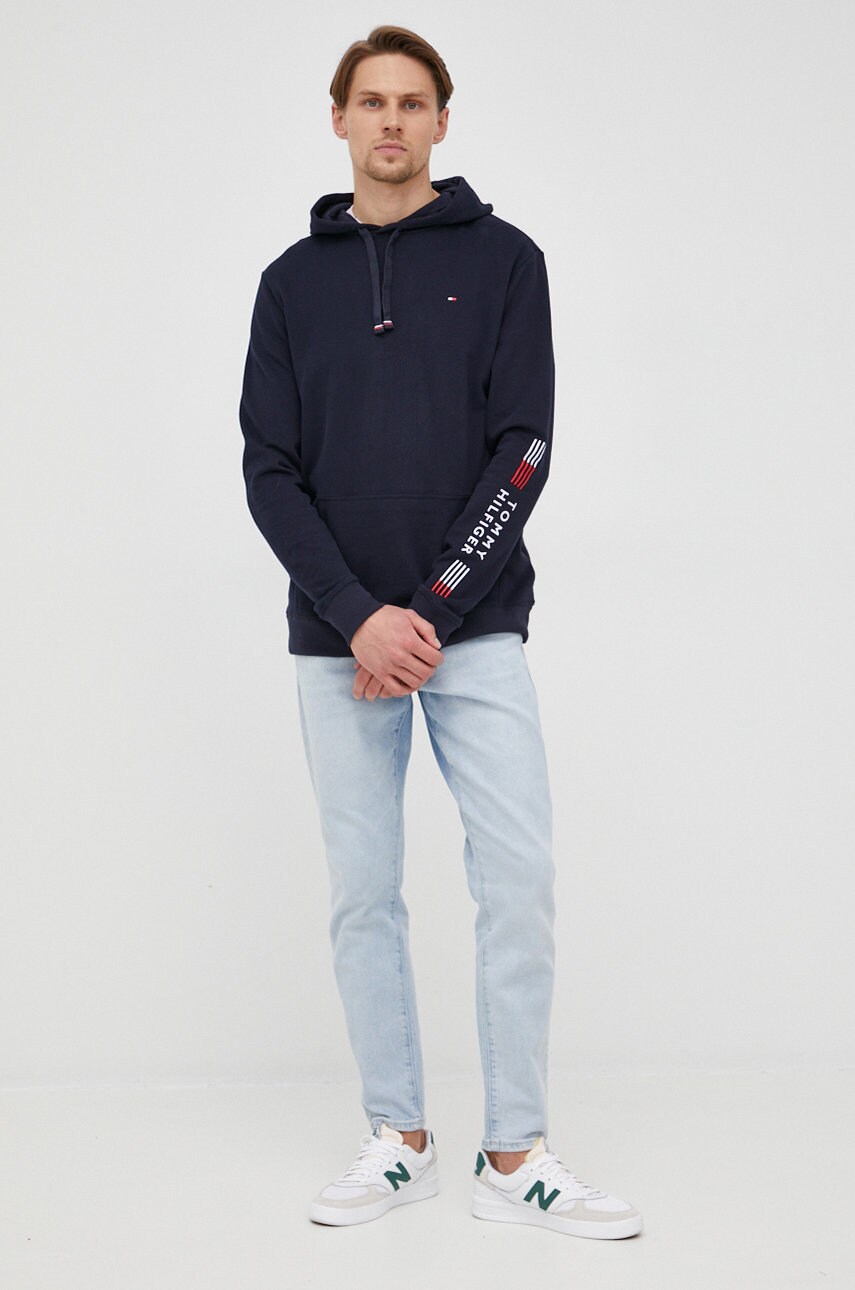 

Суичър Tommy Hilfiger мъжка в тъмносиньо с принт, Тъмносин