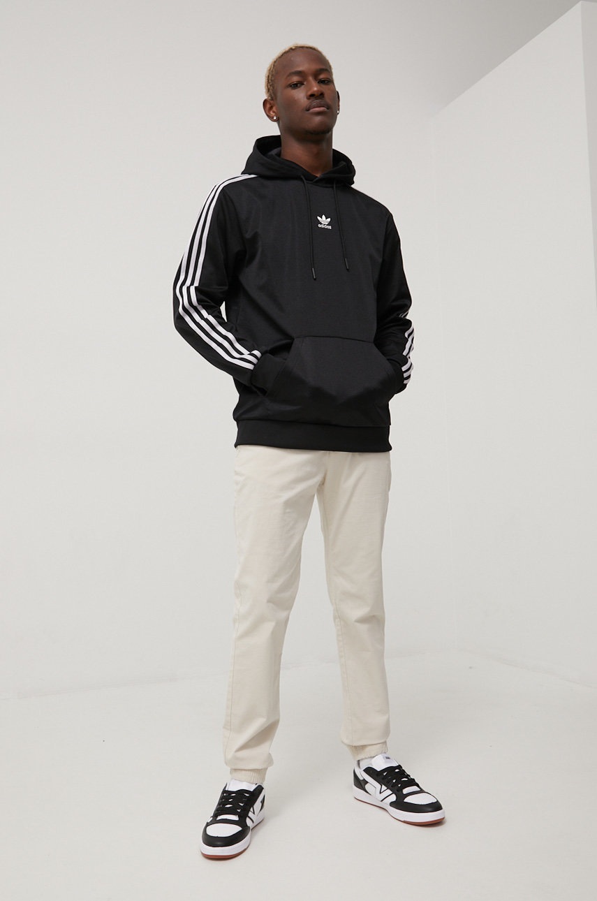 

Кофта adidas Originals Adicolor чоловіча колір чорний з аплікацією