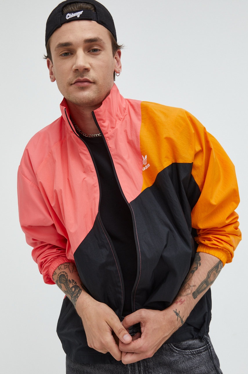 

Яке adidas Originals Adicolor в черно, Черен