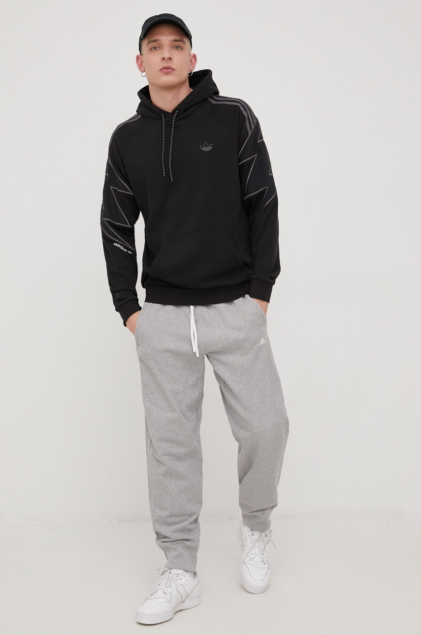 

Кофта adidas Originals HE4709 чоловіча колір чорний з аплікацією