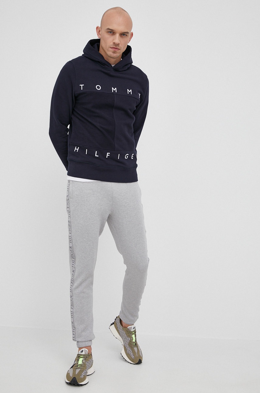

Бавовняна кофта Tommy Hilfiger чоловіча колір синій гладка