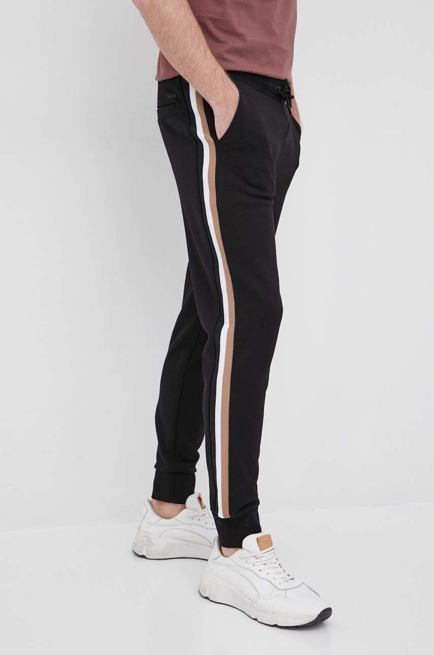 Boss pantaloni de bumbac barbati, culoarea negru, cu imprimeu