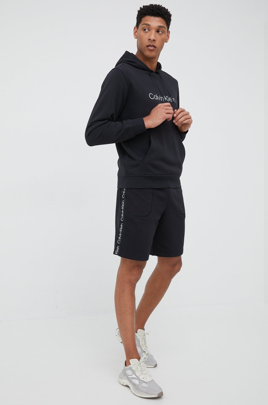 

Спортен суичър Calvin Klein Performance в черно с принт, Черен
