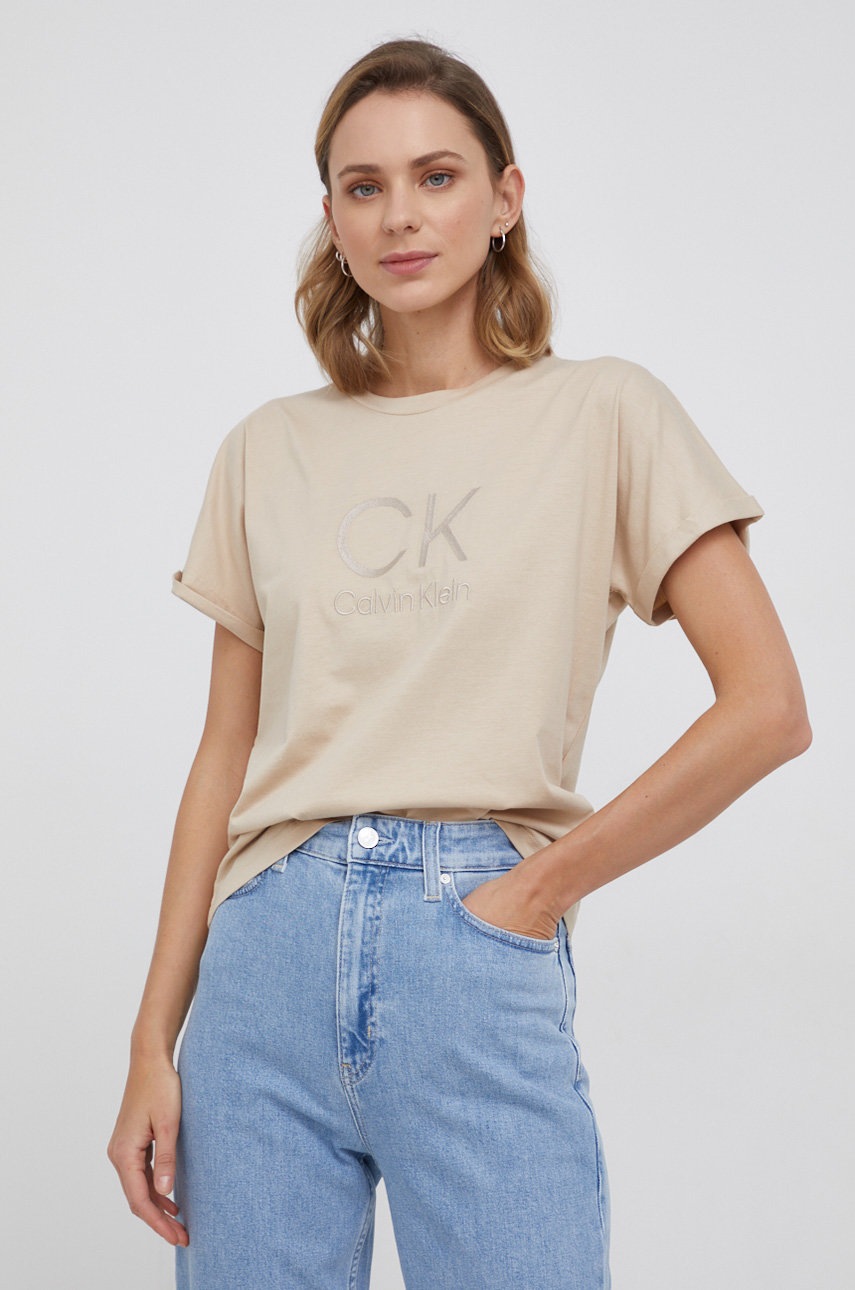 

Памучна тениска Calvin Klein в бежово, Бежов