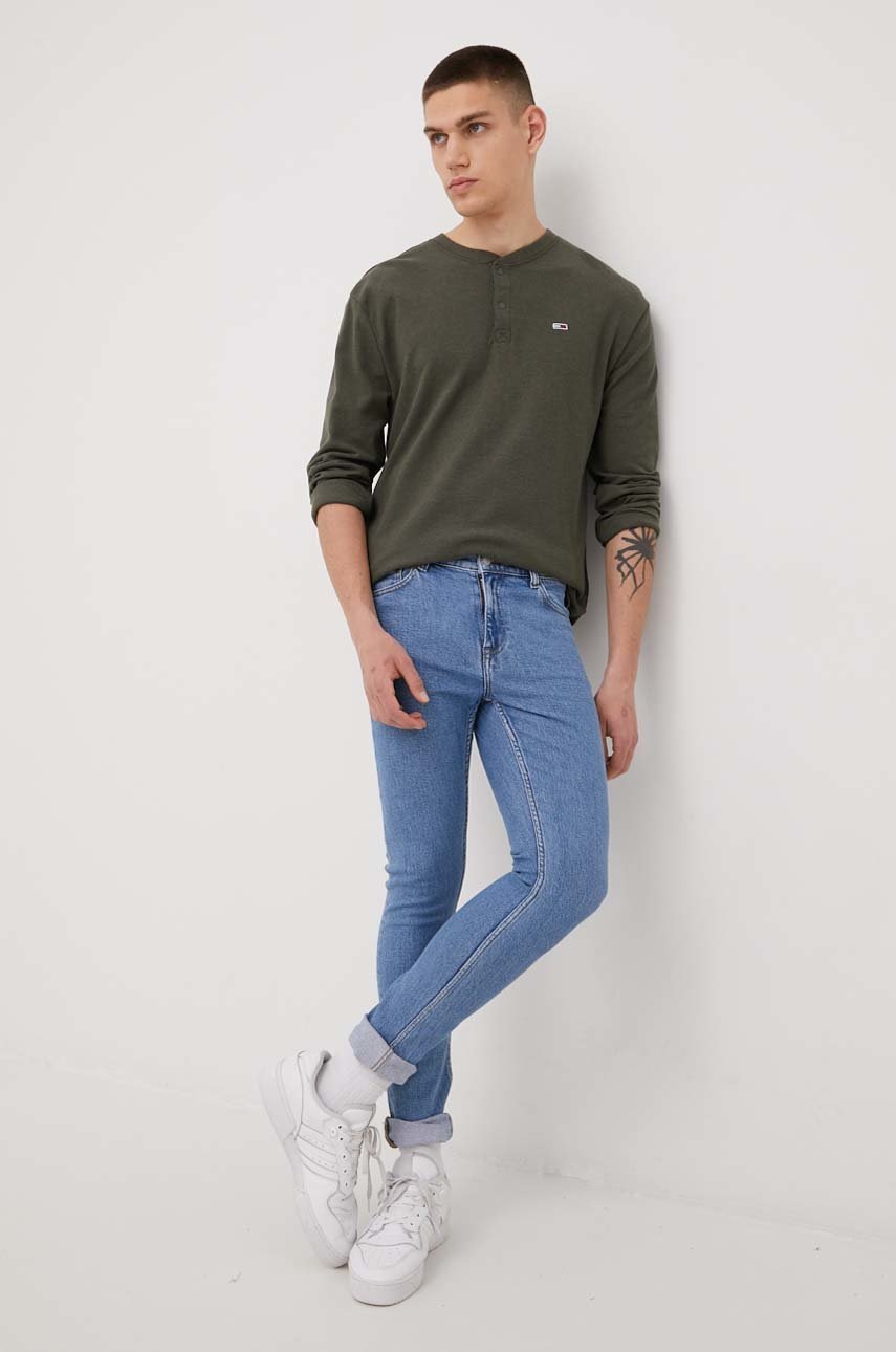 

Лонгслив Tommy Jeans Henley мужской цвет зелёный однотонный
