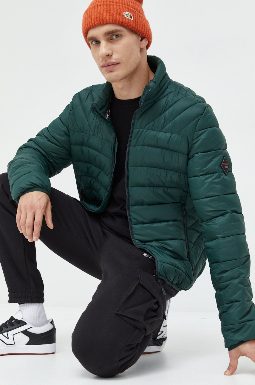 

Хлопковый лонгслив Jack & Jones цвет чёрный с принтом