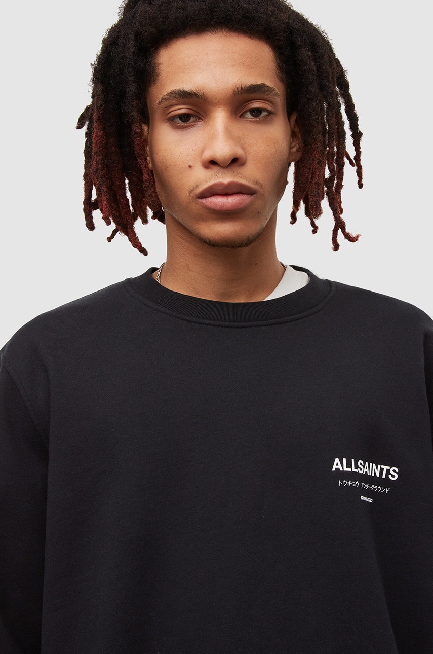 

Бавовняний лонгслів AllSaints колір чорний з принтом