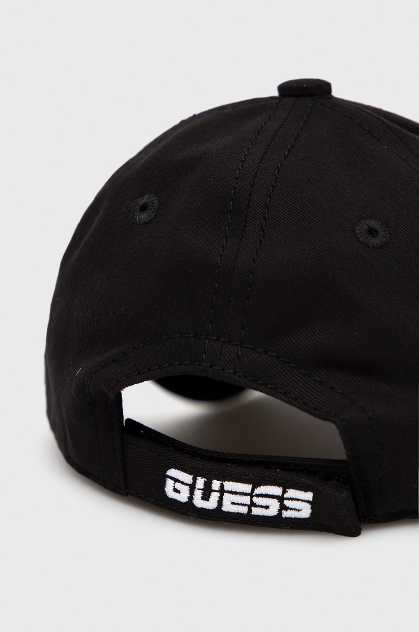 

Хлопковая кепка Guess цвет чёрный с принтом