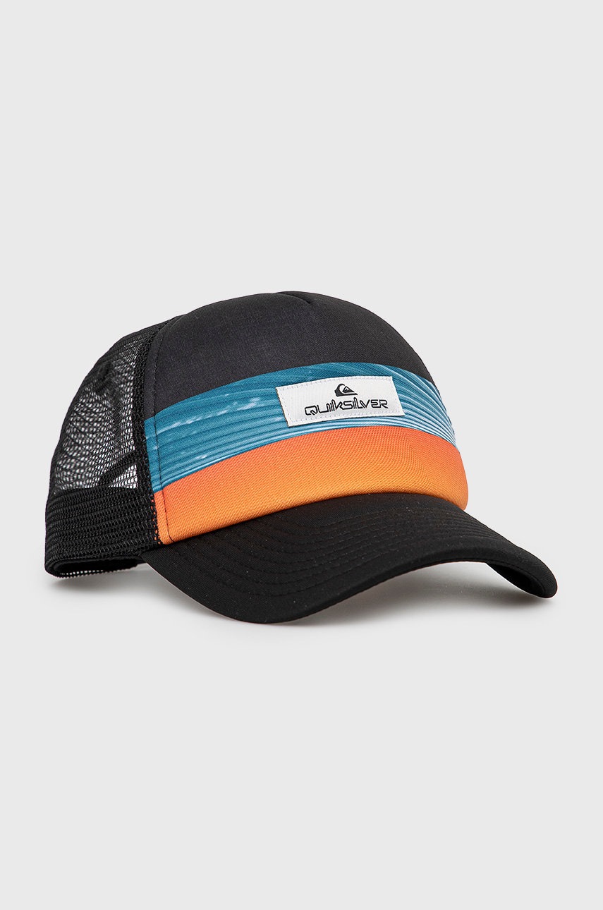 

Шапка Quiksilver в черно с десен, Черен