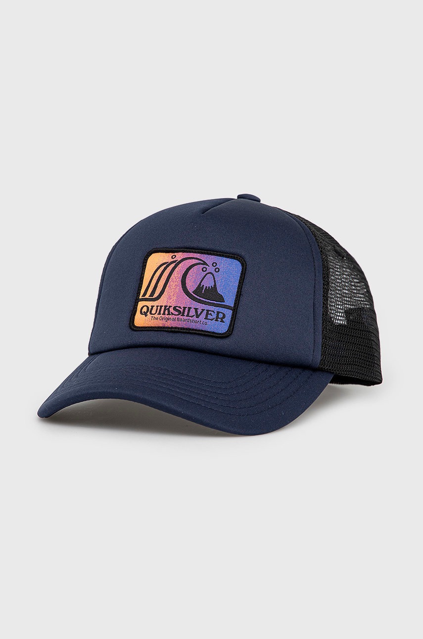 

Шапка Quiksilver в тъмносиньо с апликация, Тъмносин