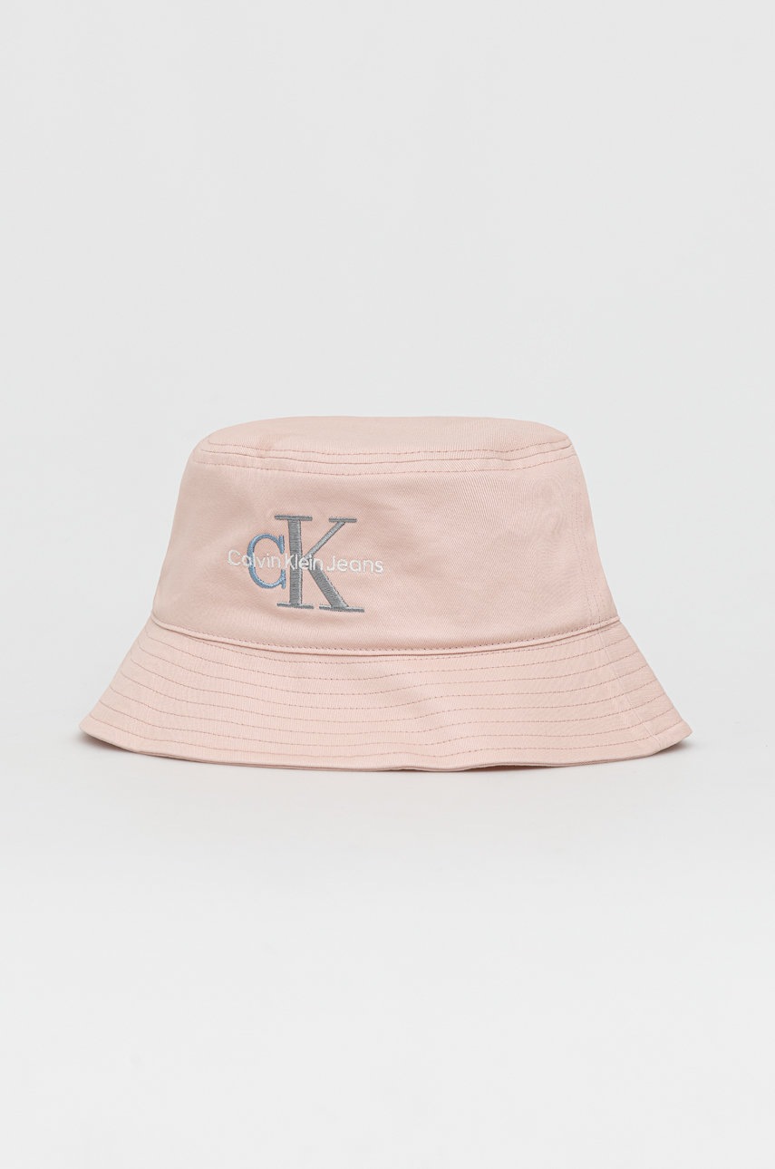 

Памучна капела Calvin Klein Jeans в розово, Розов