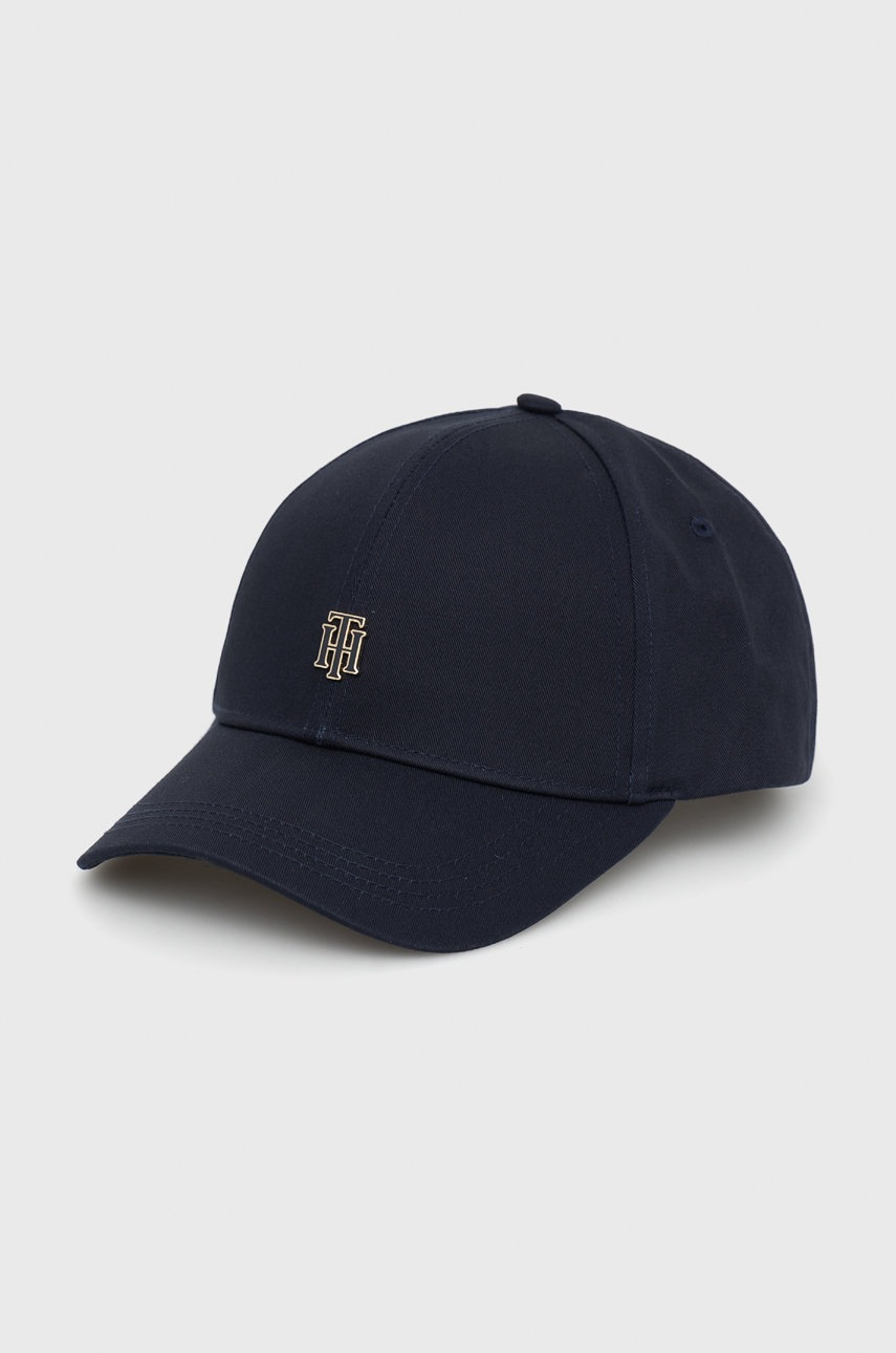 

Памучна шапка Tommy Hilfiger в тъмносиньо с изчистен дизайн, Тъмносин