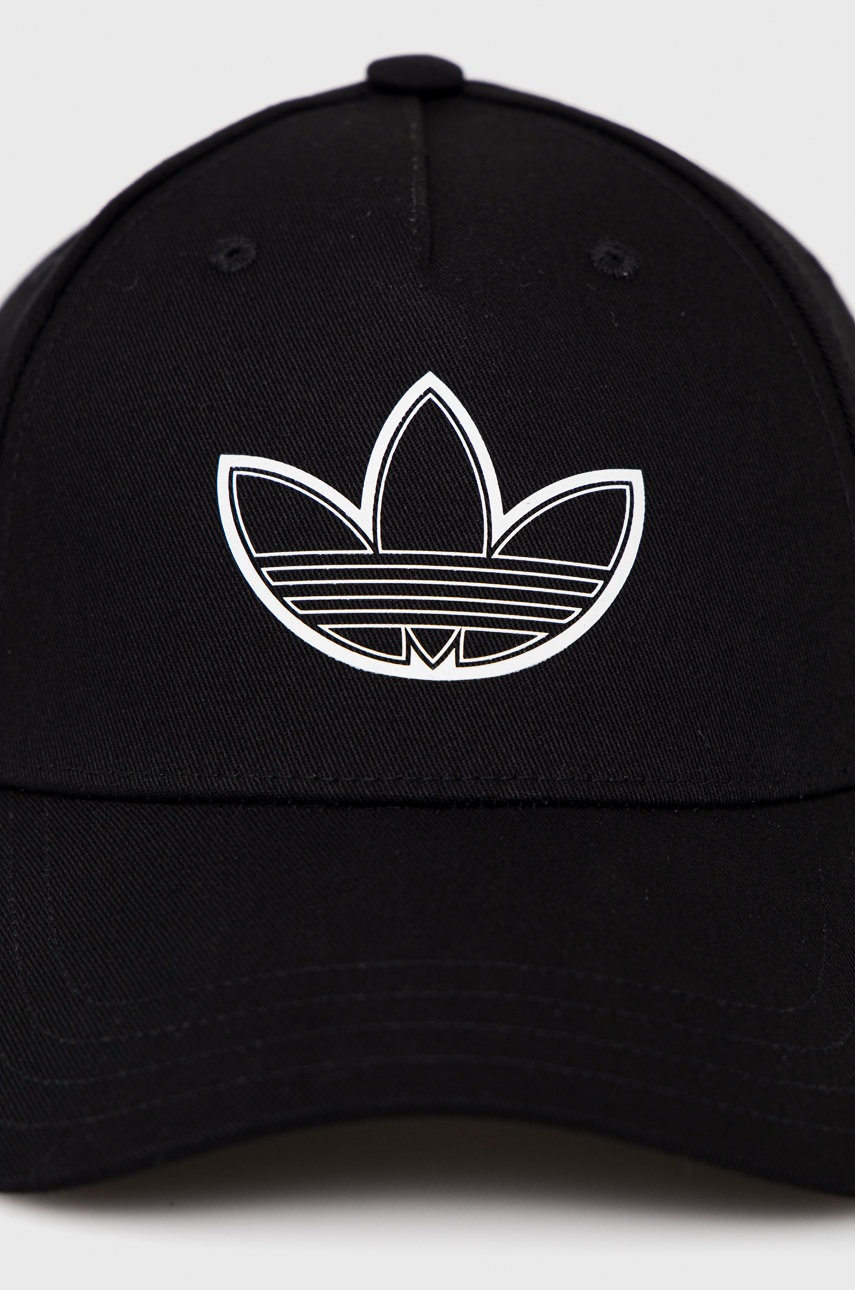 

Кепка adidas Originals HD9758.D цвет чёрный с принтом