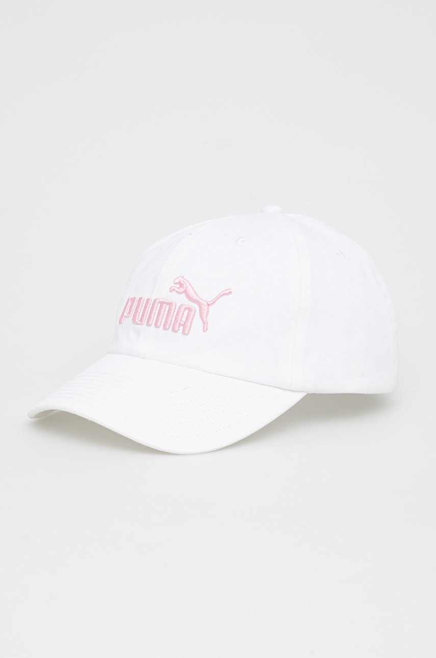 

Памучна шапка Puma в бяло с апликация, Бял