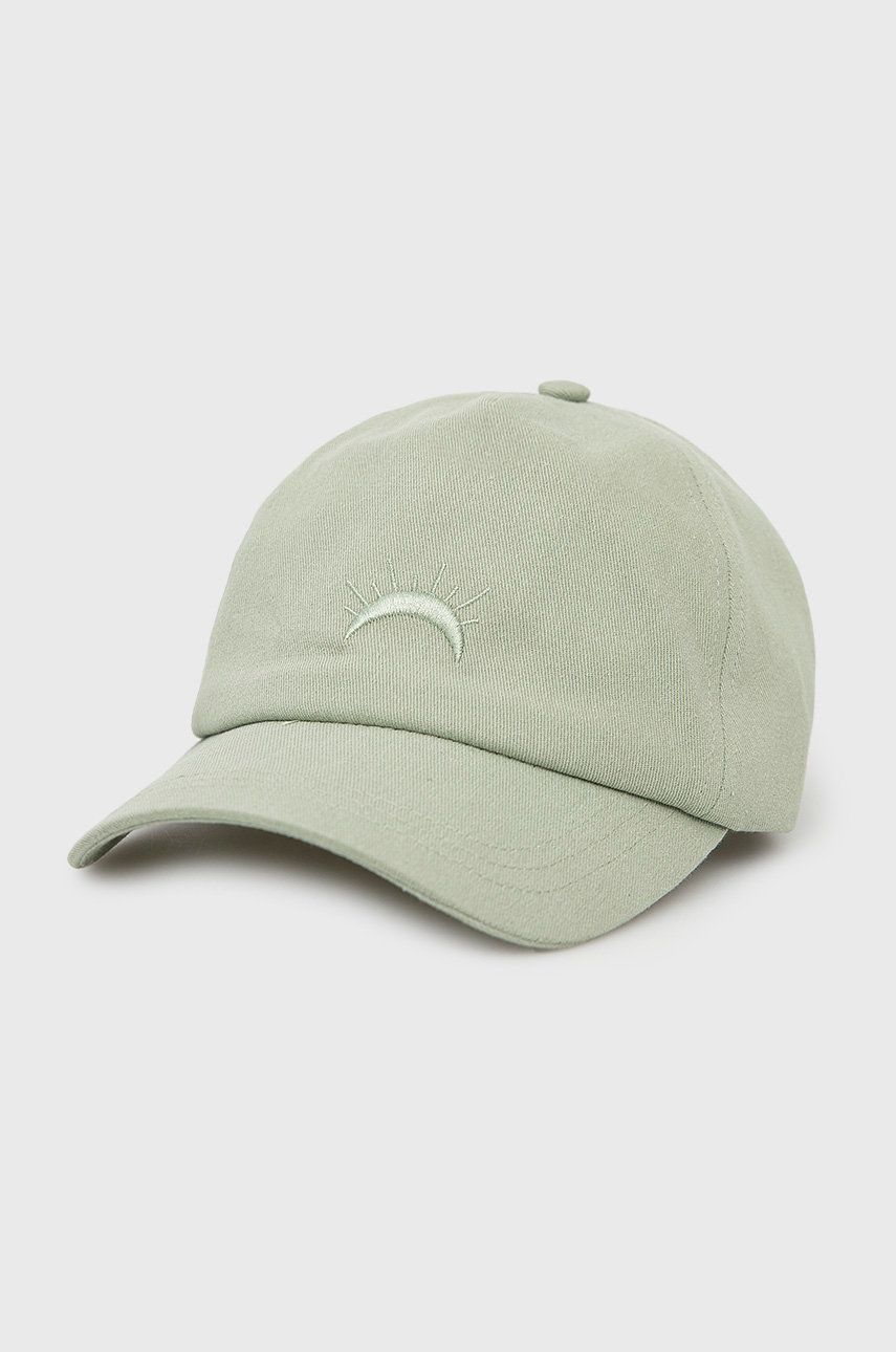 Outhorn czapka bawełniana kolor zielony z aplikacją