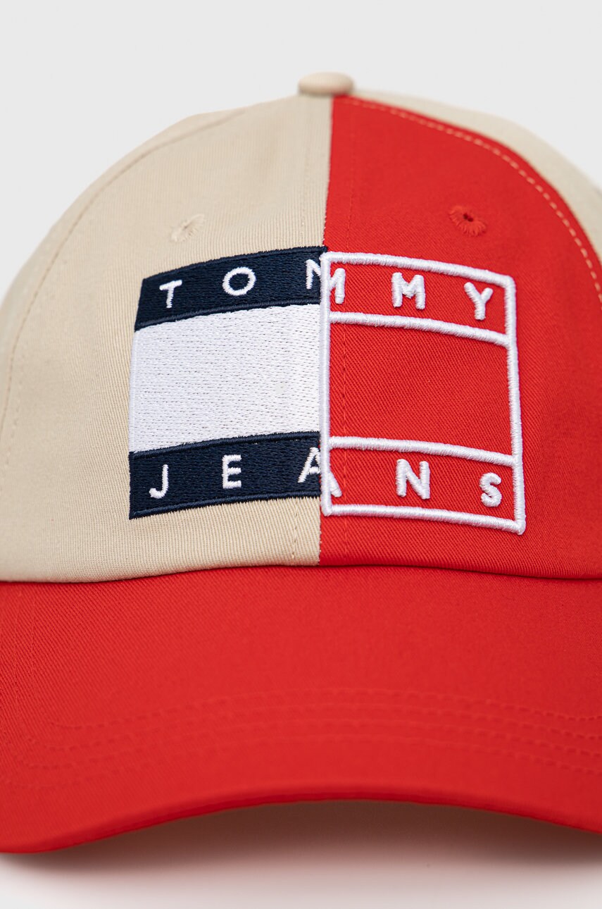 

Хлопковая кепка Tommy Jeans цвет красный узор