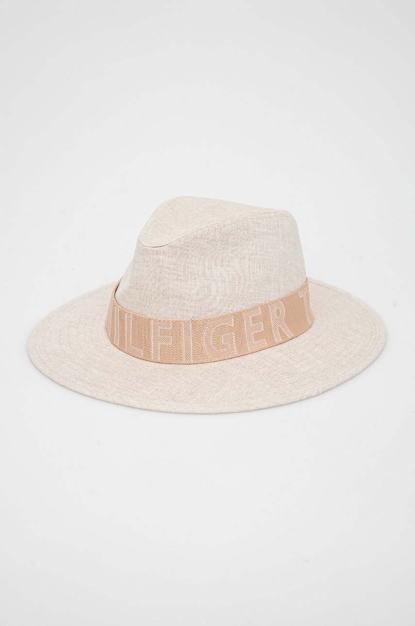 

Tommy Hilfiger в бежово, Бежов