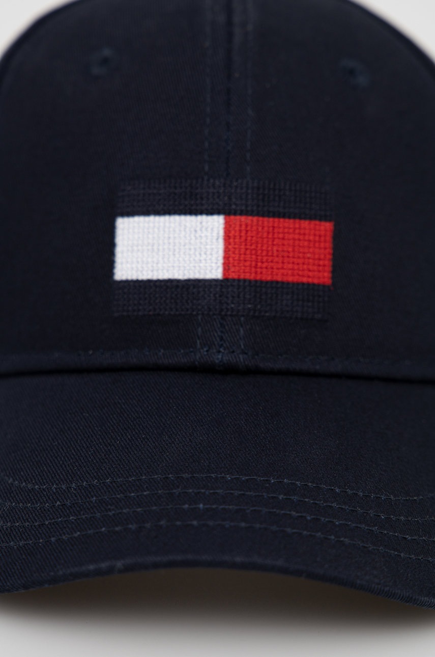 

Дитяча Бавовняна кепка Tommy Hilfiger колір синій з аплікацією
