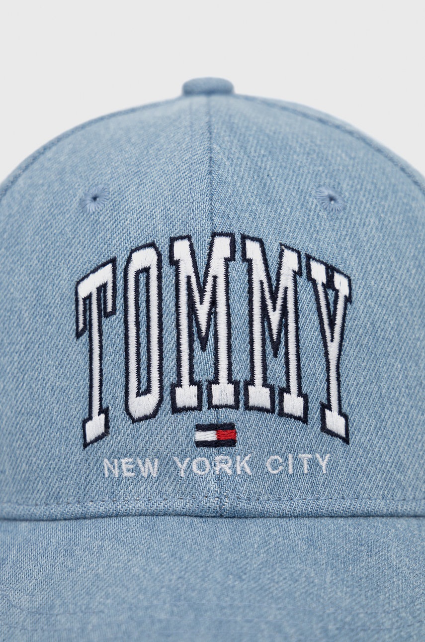 

Детская хлопковая кепка Tommy Hilfiger с аппликацией