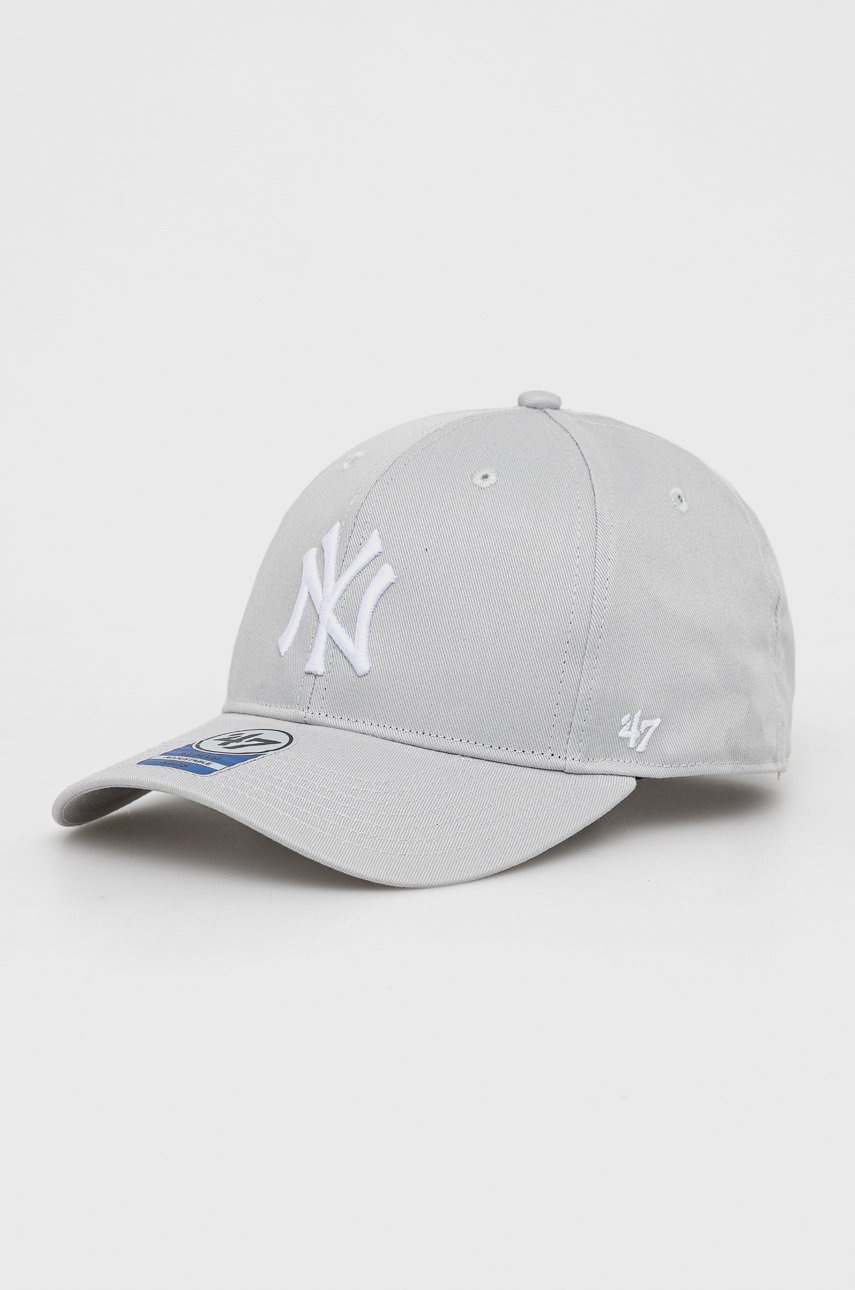 

Детска шапка 47brand в сиво с апликация, Сив